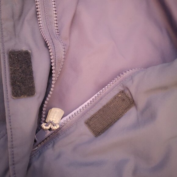 Columbia Sportswear Co. Ladies Zip Front Hooded Jacket - Picture 6 of 13